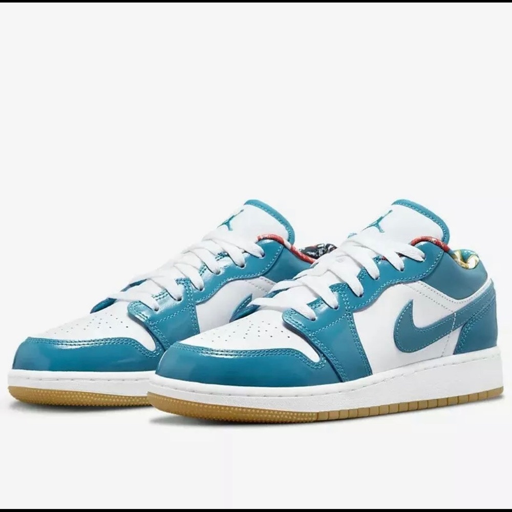 NWT Jordan 1 Low SE - Picture 8 of 9